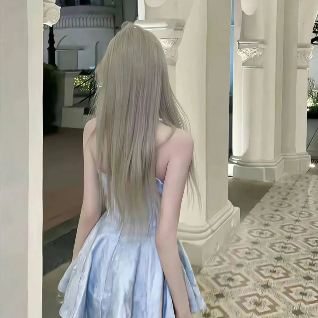 蕾哈娜内衣秀